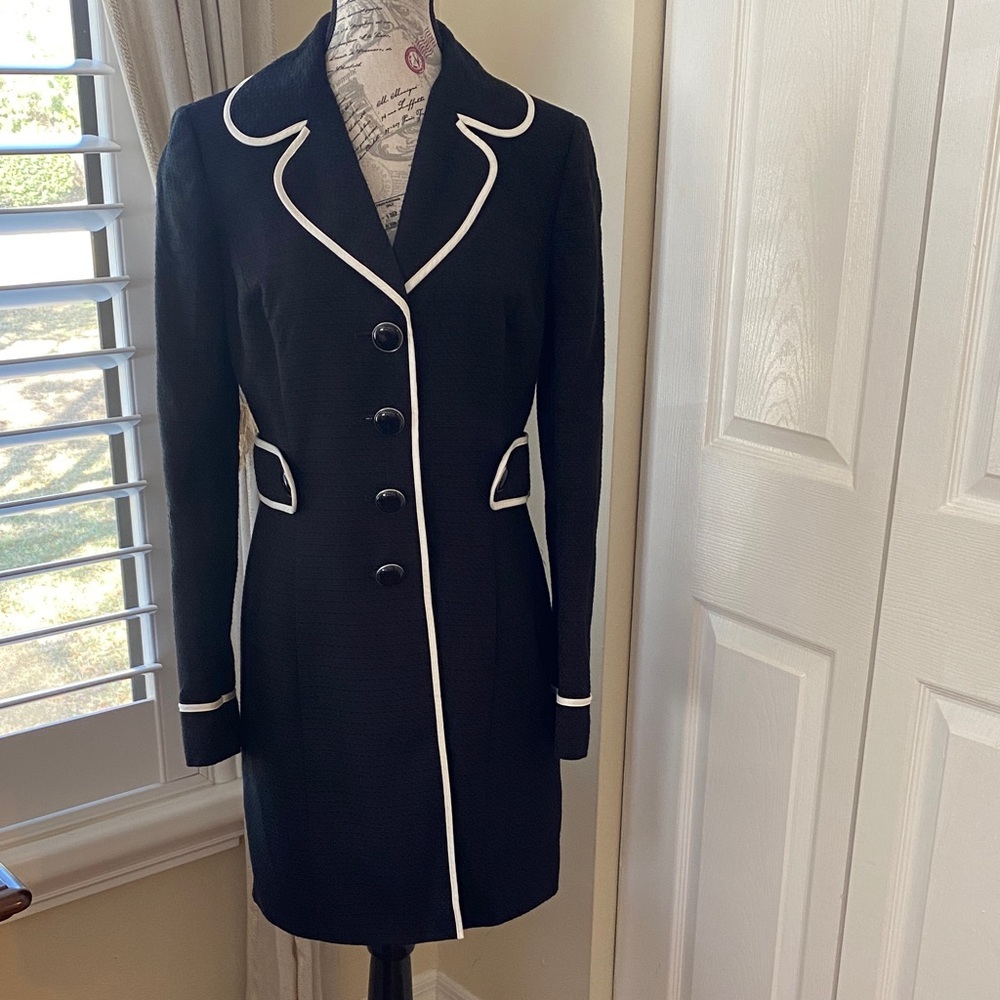 Ann Taylor LOFT Black Coat w White Piping – Tailored Vintage Style Jacket Size 6 - Picture 3 of 12